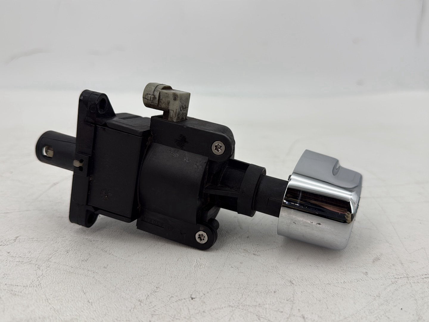 2015 Harley Touring FLHXS Street Glide OEM Ignition Switch Cylinder Barrel Lockset NOKey