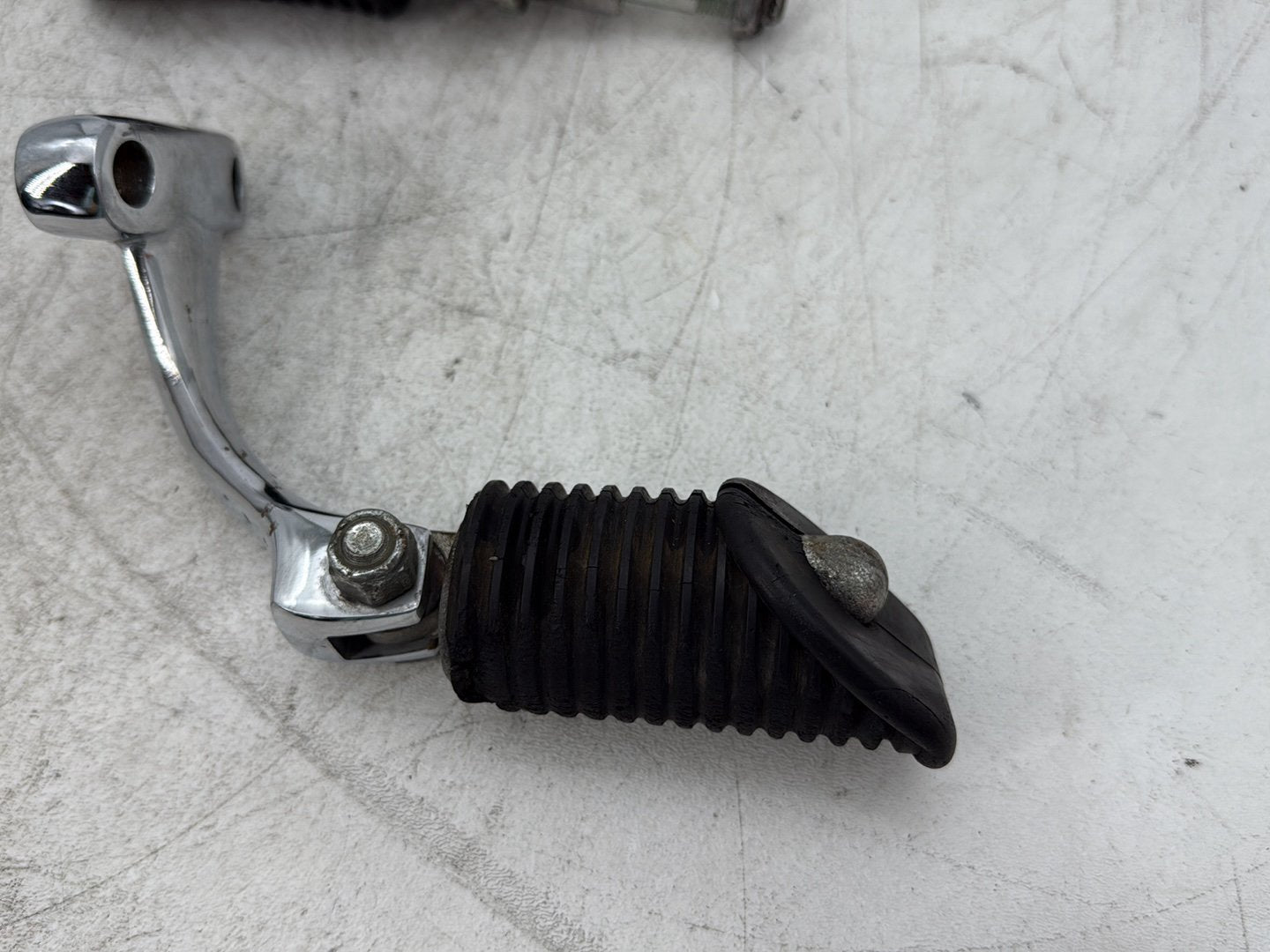 1997 Harley Sportster 1200 Custom XL1200C OEM Left & Right Step Foot Rest Pegs