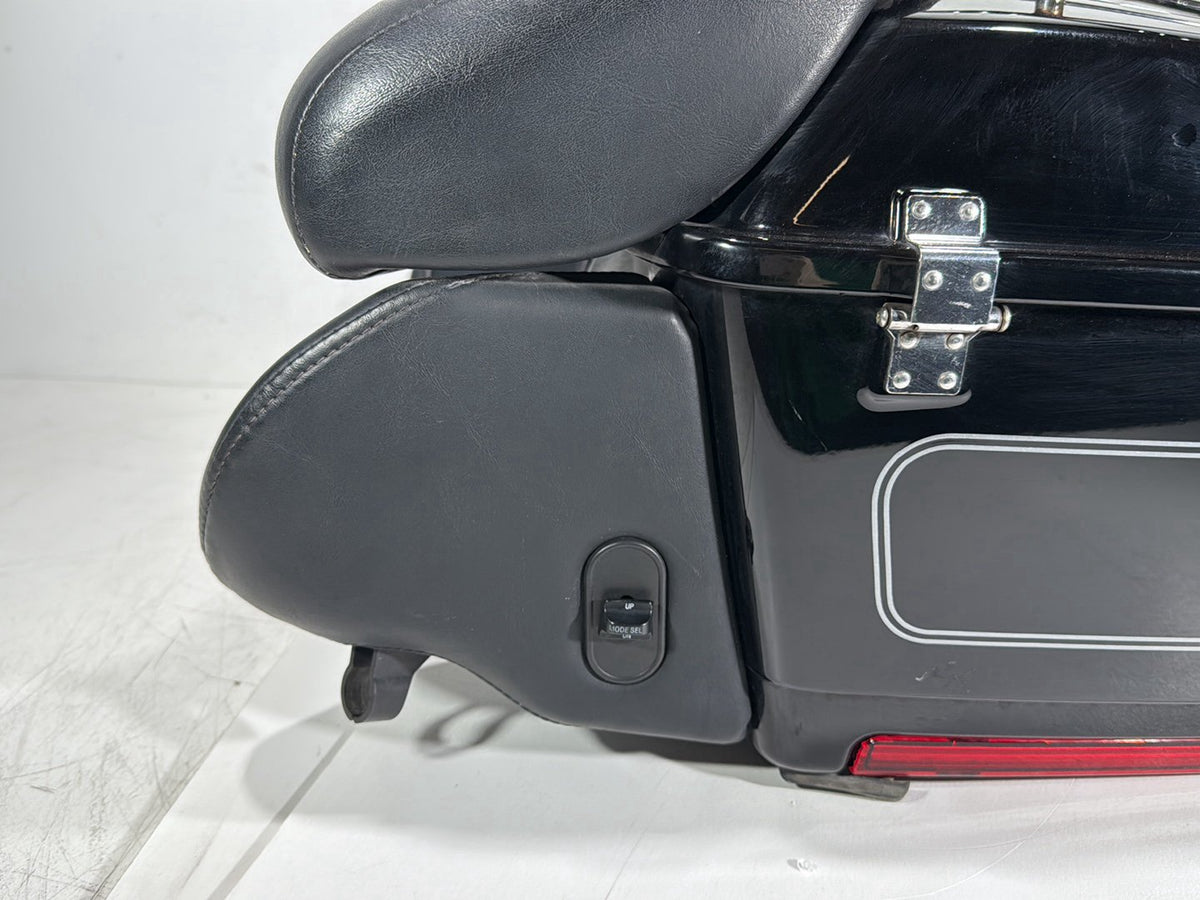2008 Harley Touring Electra Glide Ultra OEM Pass Backrest Tour Pak Luggage NOKey