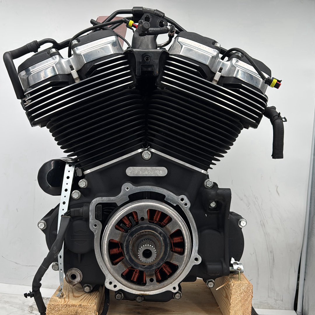 2019 Harley Softail Street Bob FXBB OEM EFI Milwaukee M8 107 Engine Motor