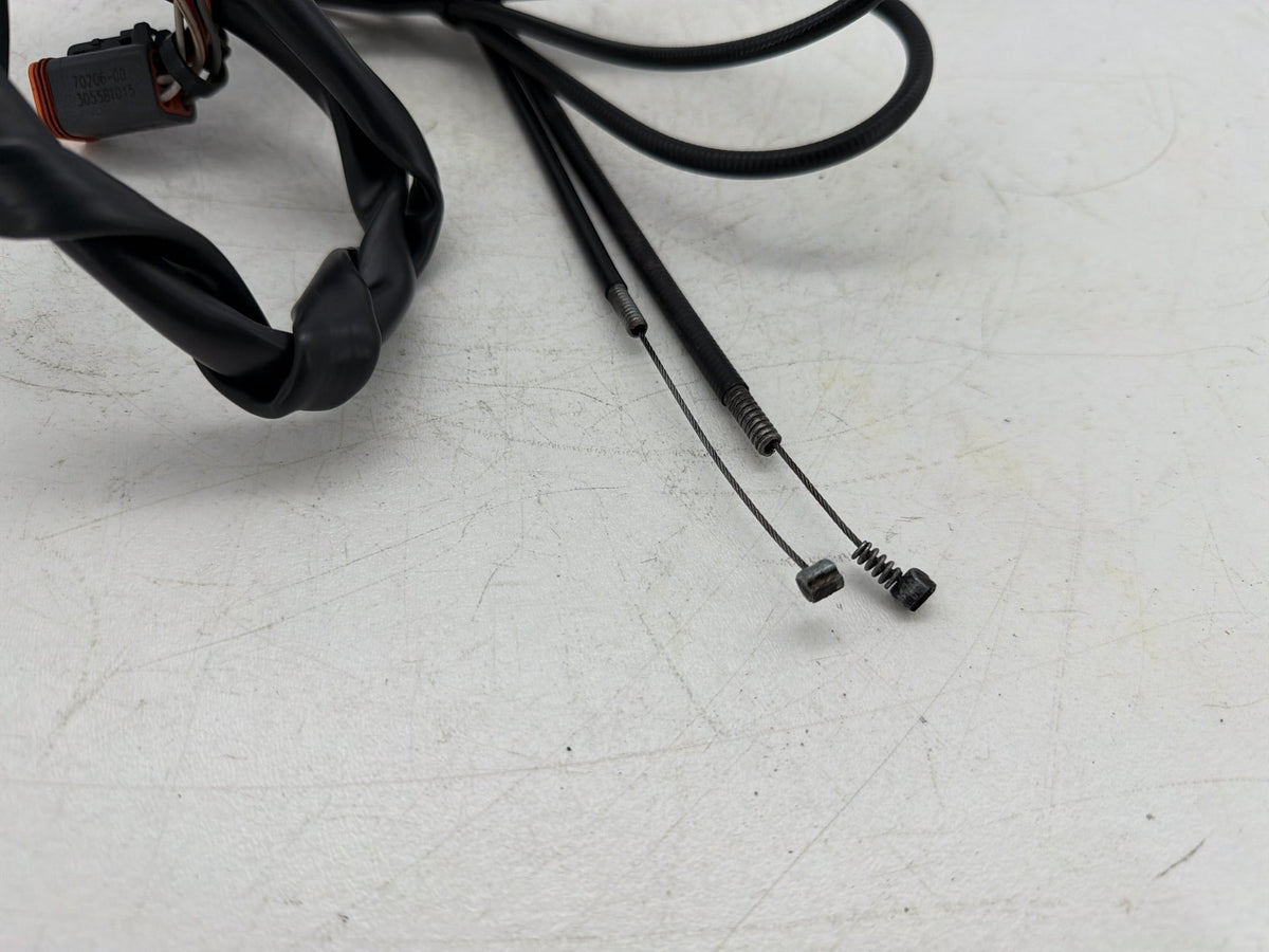 2006 Harley Softail Deuce FXSTDI OEM Right Engine Start Kill Switches Controls
