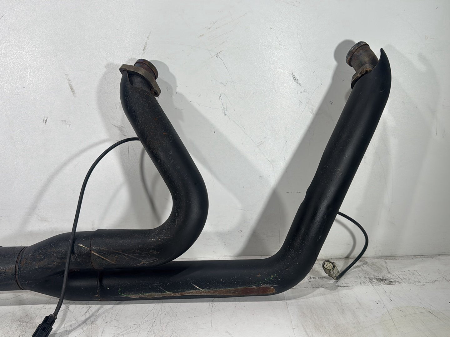 2012 Harley Dyna Fat Bob FXDF 103 OEM Exhaust Header Pipes Muffler Vance & Hines