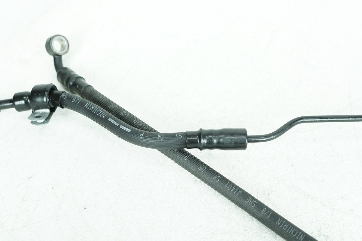 2004 - 2022 Harley-Davidson Sportster Iron 883 Front Brake Hose Line Pipe   46400-04C