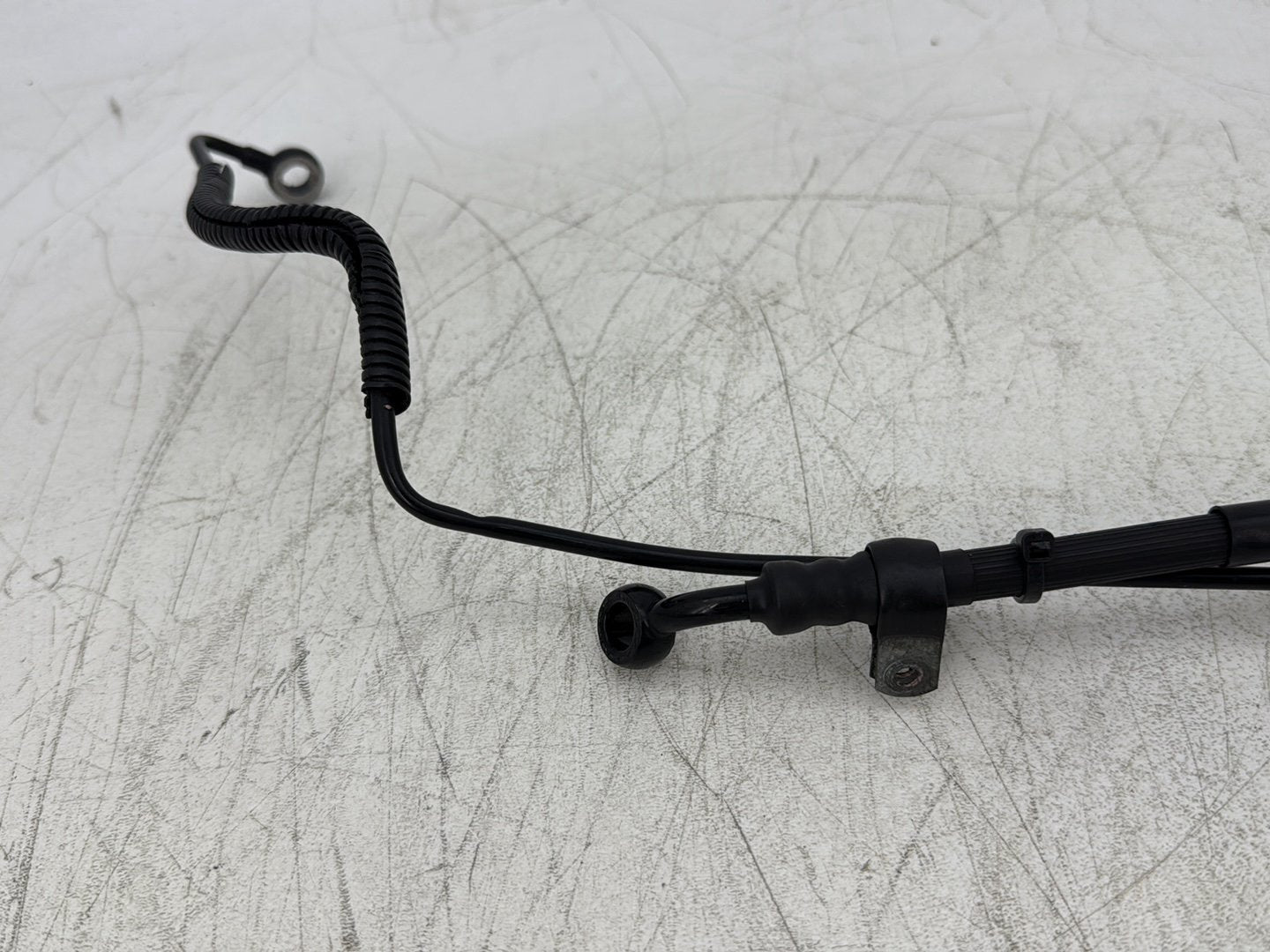 1998 Harley Touring FLHTCUI Electra Glide Ultra OEM Rear Brake Hose Line Pipe