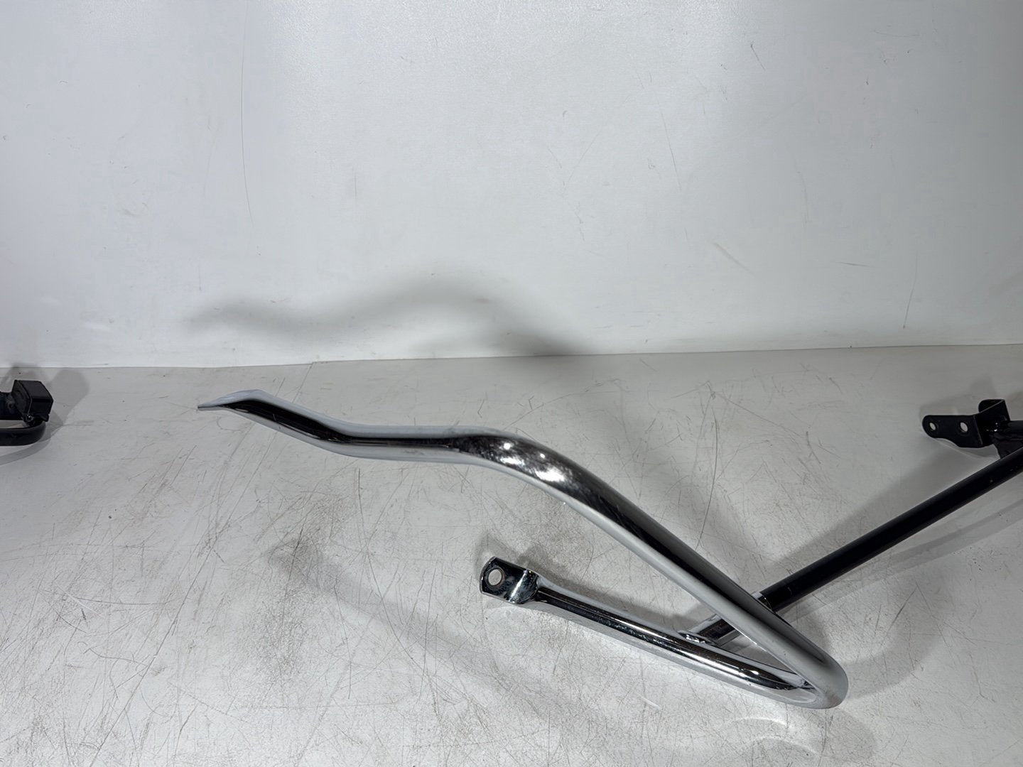 2008 - 2016 Harley-Davidson Touring Electra Glide Ultra Rear Left Right Saddlebag Guard Rails Bar