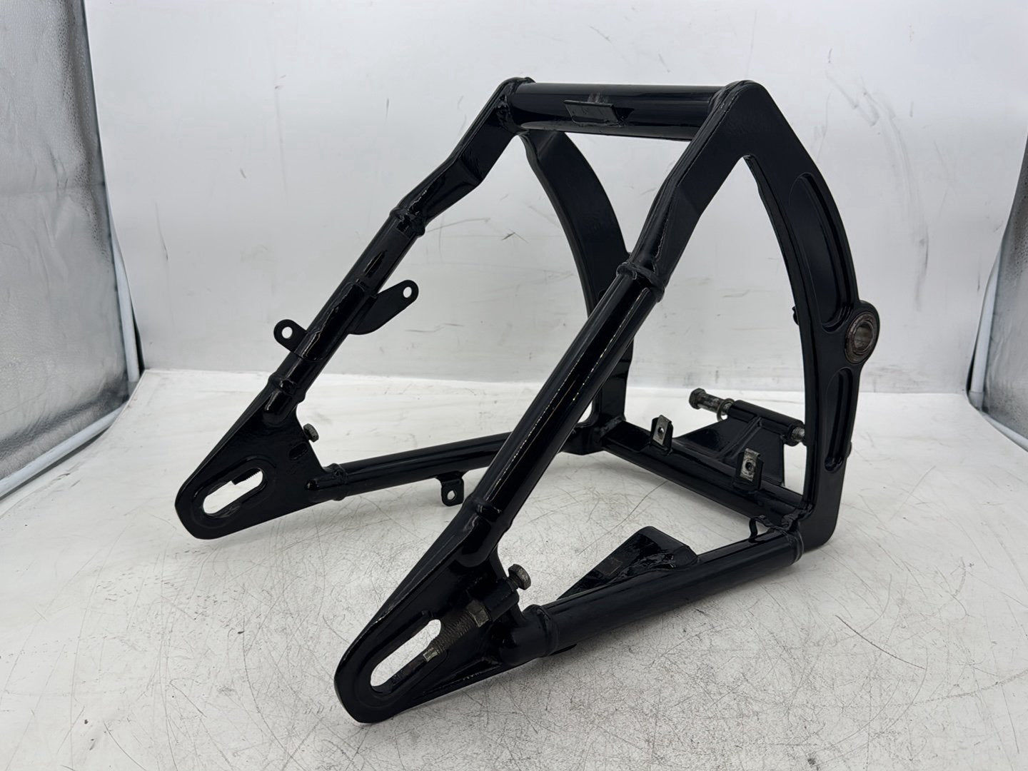 2007 Harley Softail Heritage Classic FLSTC OEM Rear Fork Swingarm Swing Arm