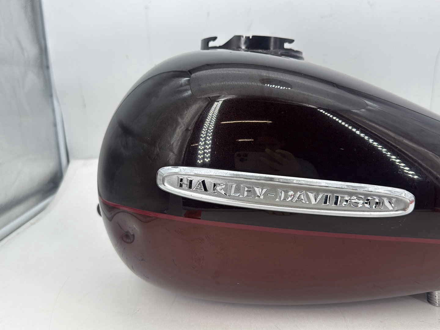2011 Harley Electra Glide Ultra FLHTK OEM Gas Gasoline Fuel Tank Reservoir