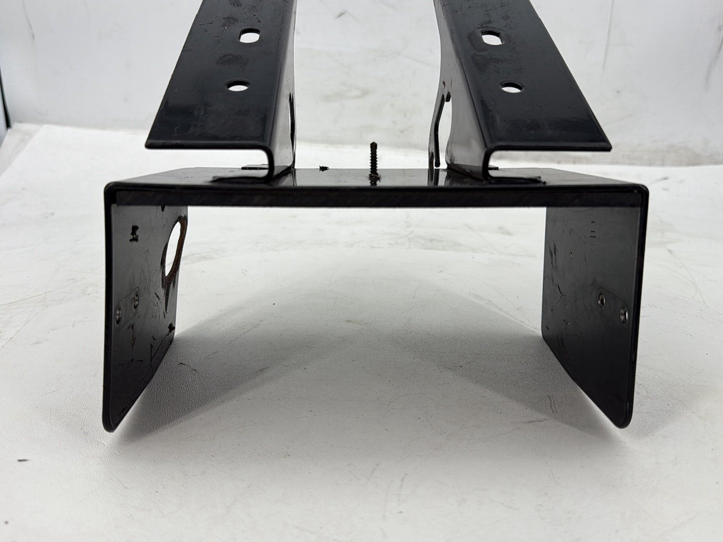 2005 Harley Road Glide Touring FLTRI OEM Inner Fairing Mount Support Bracket