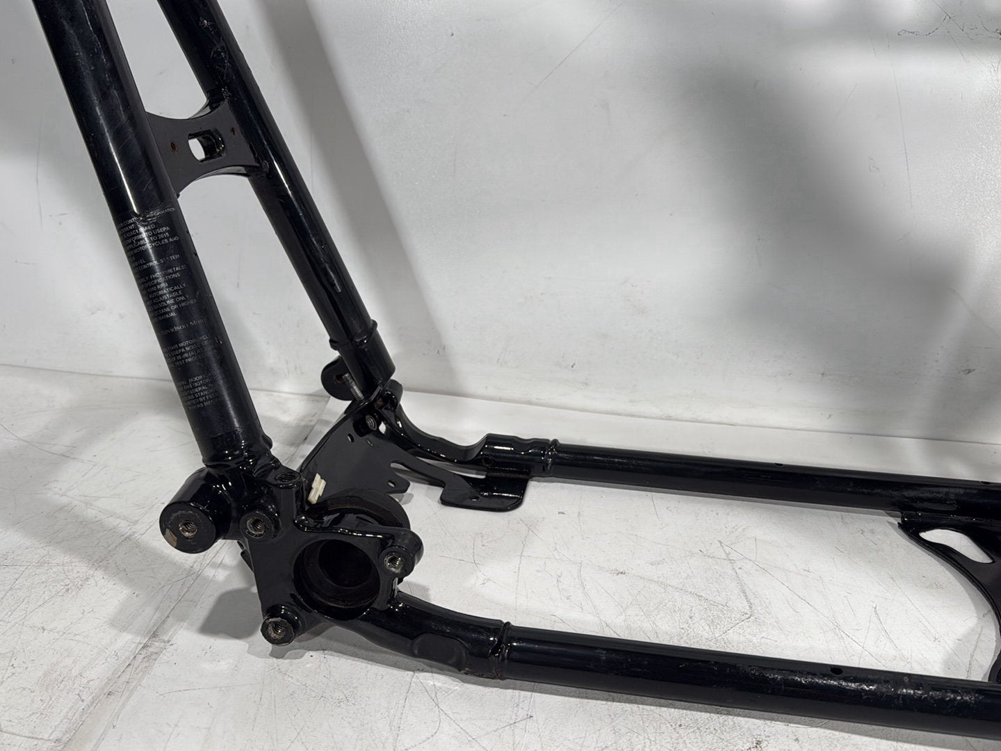 2015 Harley Road Glide Touring FLTRXS OEM Body Main Frame Chassis CLN CLR