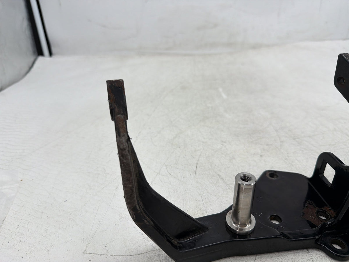 2001 Harley Fat Boy Softail FLSTF OEM Left Right Driver Footpeg Bracket Mounts