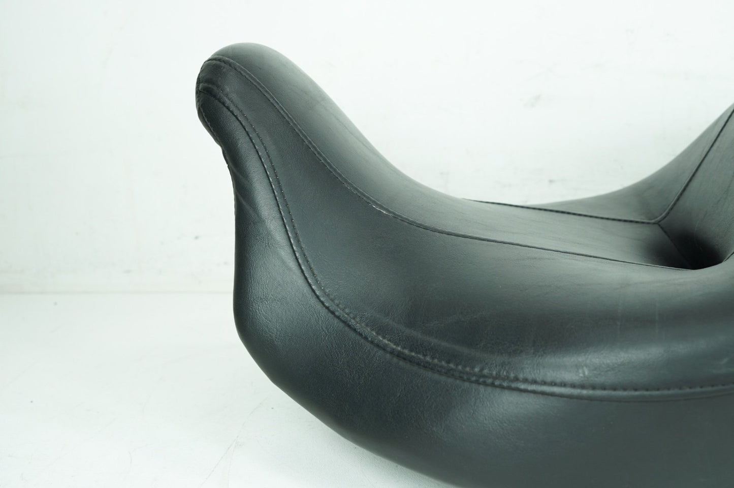 2007 - 2012 Harley-Davidson Touring Electra Glide Ultra Passenger Rider Driver Seat Saddle 52164-10