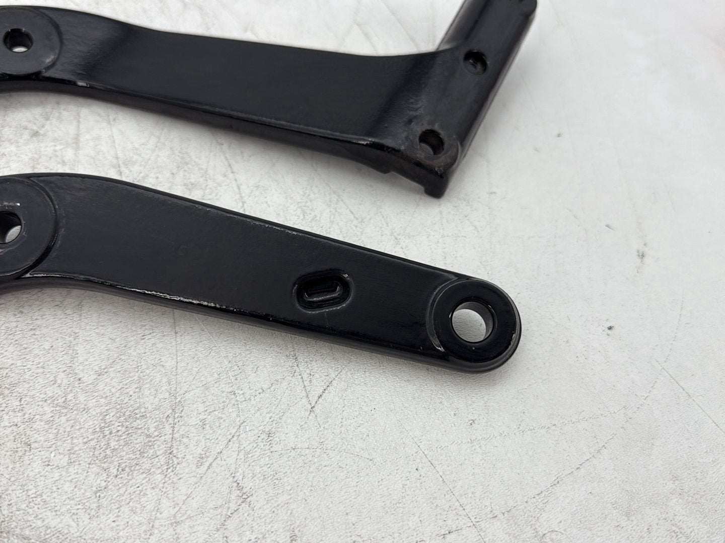 2013 Harley Heritage Softail Classic FLSTC OEM Rear Left & Right Fender Support Bracket