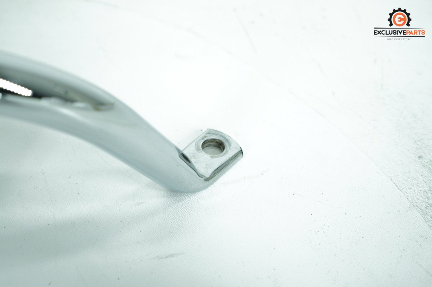 2007 - 2016 Harley-Davidson Touring Street Glide Rear Left Right Saddlebag Guard Rails Bar 49206-09A