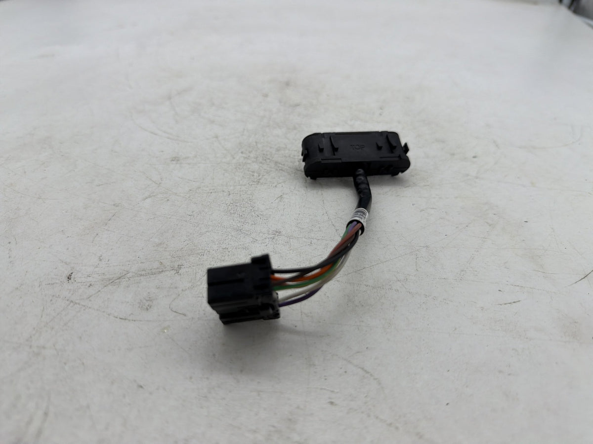 2009 Harley Street Glide Touring FLHX OEM Dash Indicator Lamp Wire Plug In