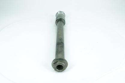 2007 - 2017 Harley-Davidson Dyna Street Bob Rear Wheel Axle Bolt Shaft 41114-08