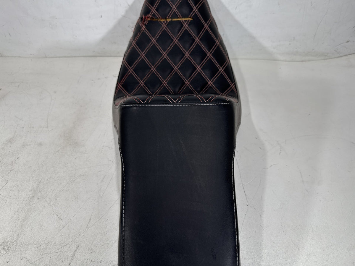 2016 Harley Dyna Fat Bob FXDF 103 OEM Passenger Rider Driver Seat Saddle
