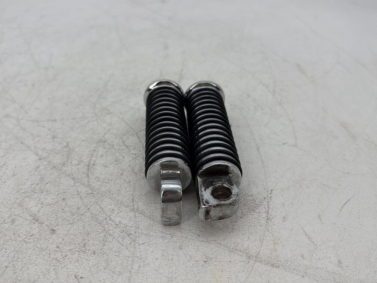 2001 Harley Sportster 883 Hugger XLH883 OEM Left & Right Step Foot Rest Pegs