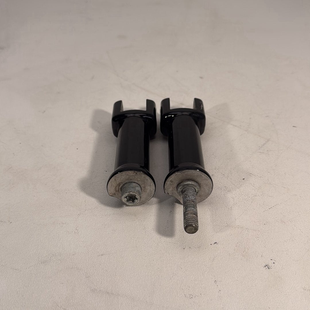 2017 - 2026 Harley-Davidson Softail Heritage Classic 114 Left Right Foot Rest Peg Support Bracket 50500744