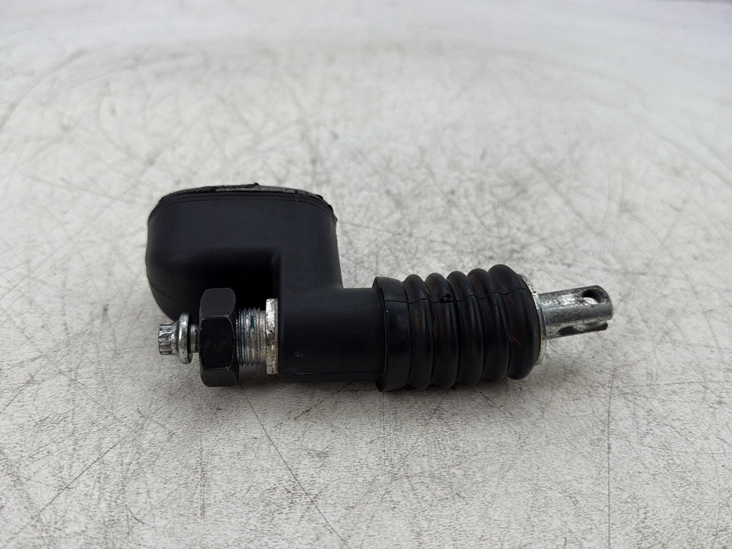 2006 Harley Road King Touring FLHRCI Classic OEM Rear Brake Master Cylinder Reservoir