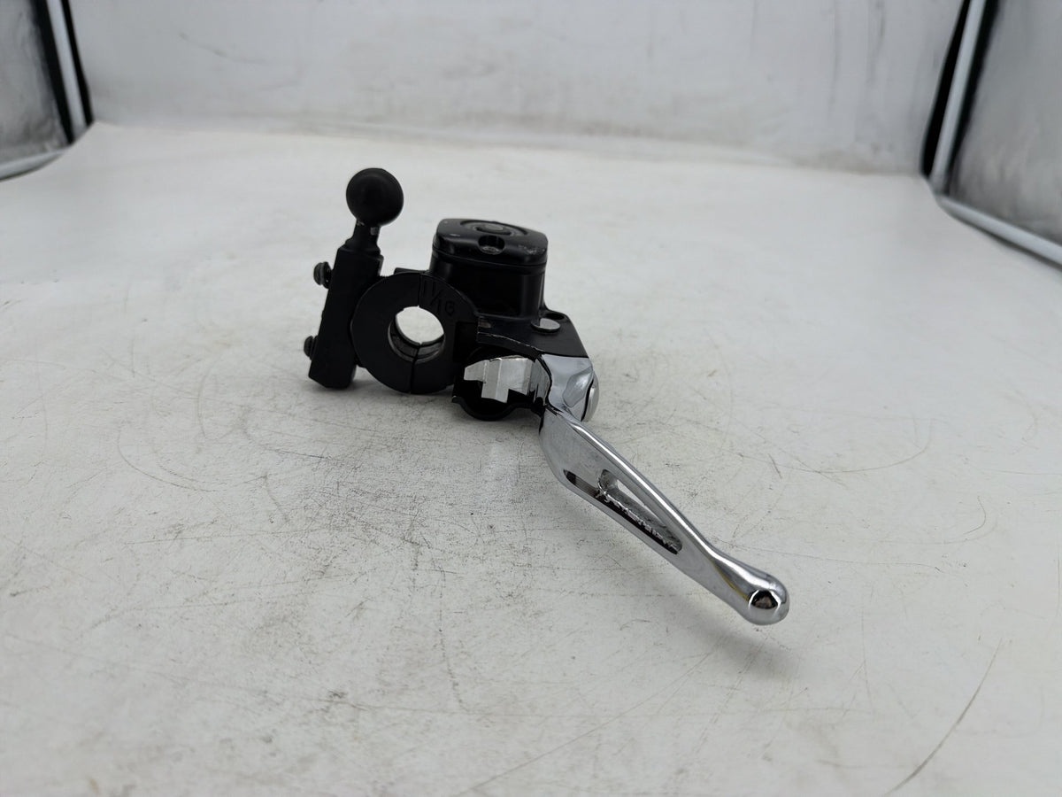 2004 Harley Electra Glide Touring Ultra OEM Front Right Brake Lever Master Cylinder