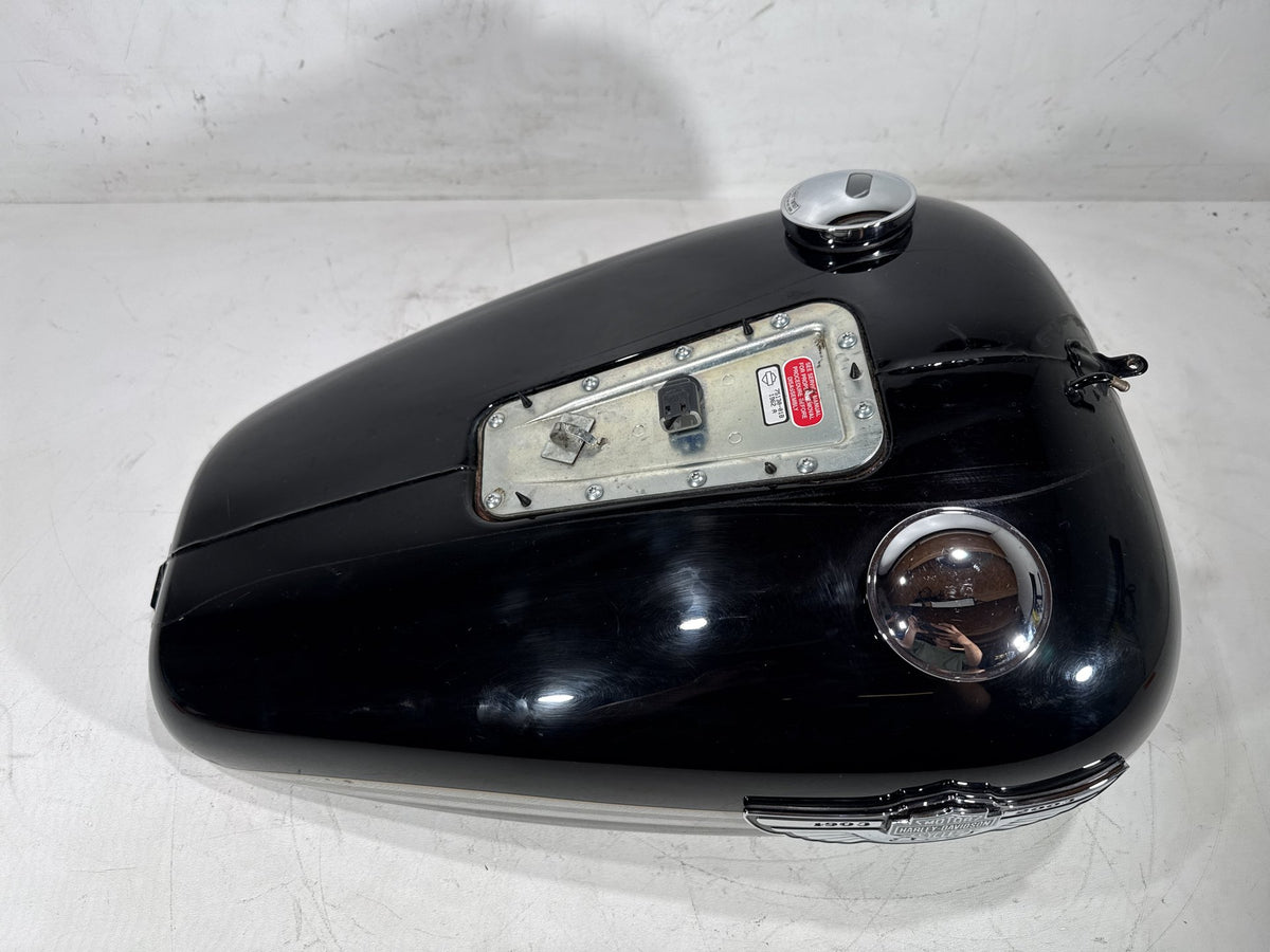 2003 Harley Softail Deuce FXSTDI OEM Fuel Gas Tank Gasoline Reservoir EFI & Pump