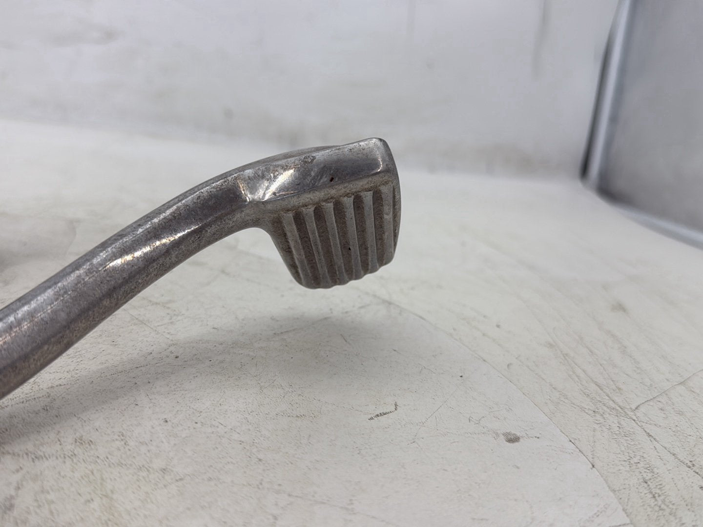 2015 Harley Dyna Low Rider FXDL OEM Right Driver Footpeg Bracket Mount