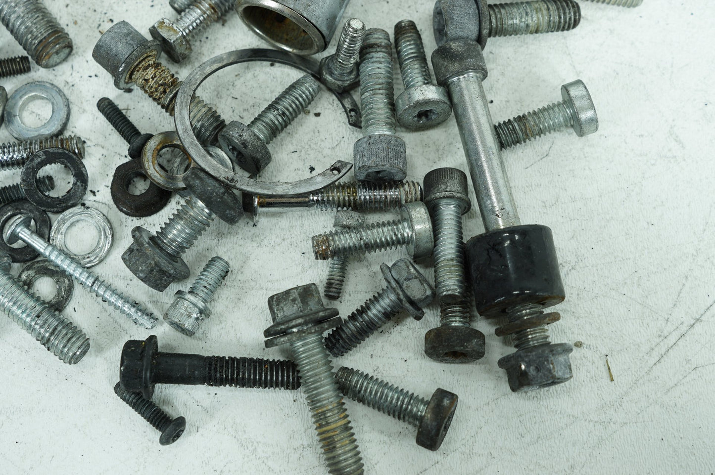 2007 - 2011 Harley-Davidson Touring Street Glide Hardware Bolts Nuts & Brackets