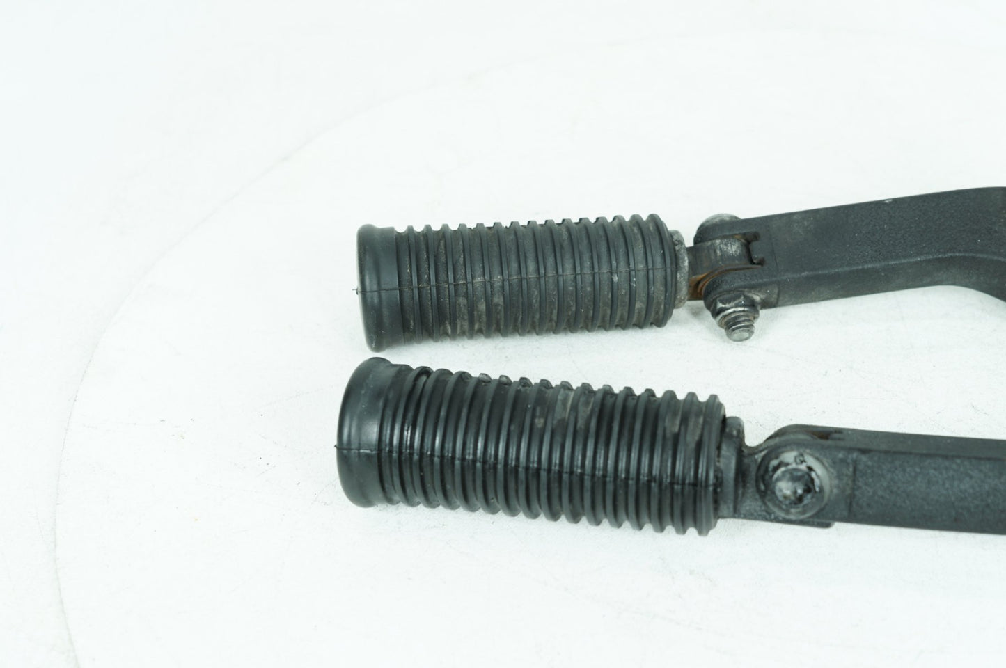 2007 - 2017 Harley-Davidson Dyna Wide Glide Passenger Left & Right Foot Pegs  	49224-06A