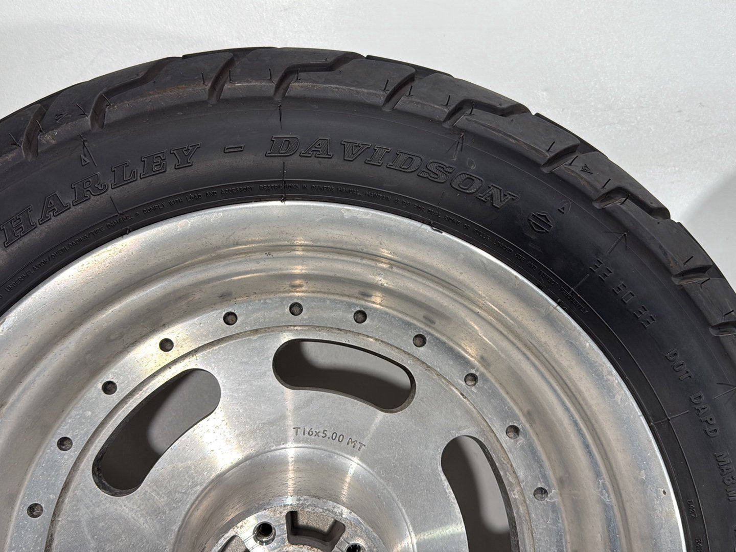 2010 Harley Dyna Fat Bob FXDF OEM Front & Rear Wheel Rim Tire 16"