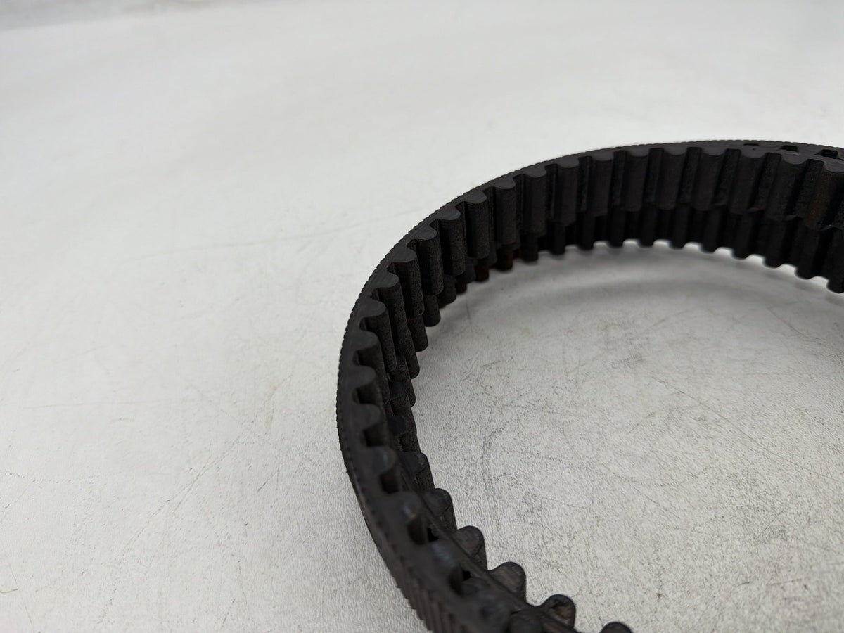 2010 Harley Street Glide Touring FLHX OEM Rear Drive Belt 40024-09 140T 1"