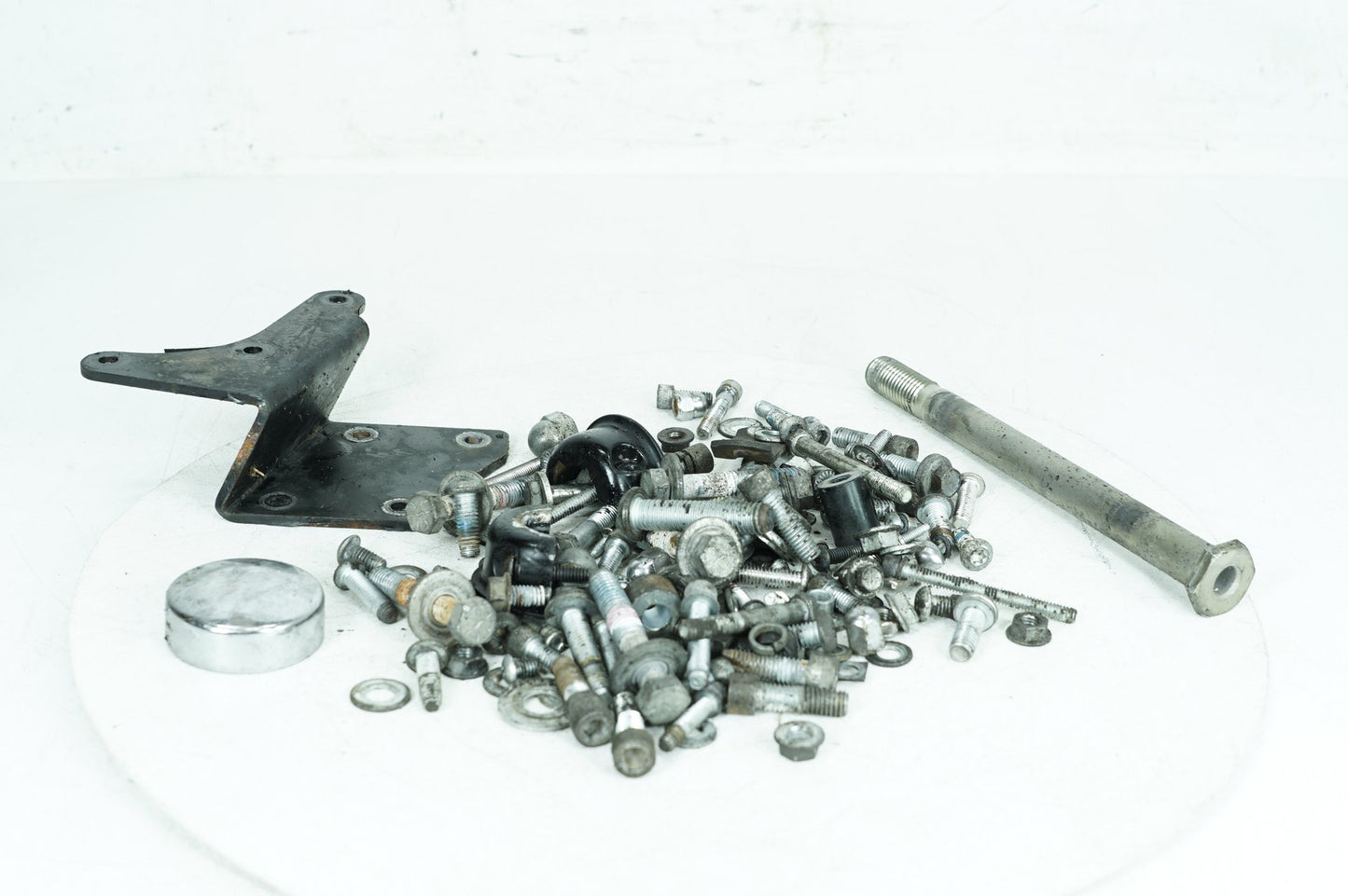 2007 - 2017 Harley-Davidson Dyna Street Bob Hardware Bolts Nuts & Brackets