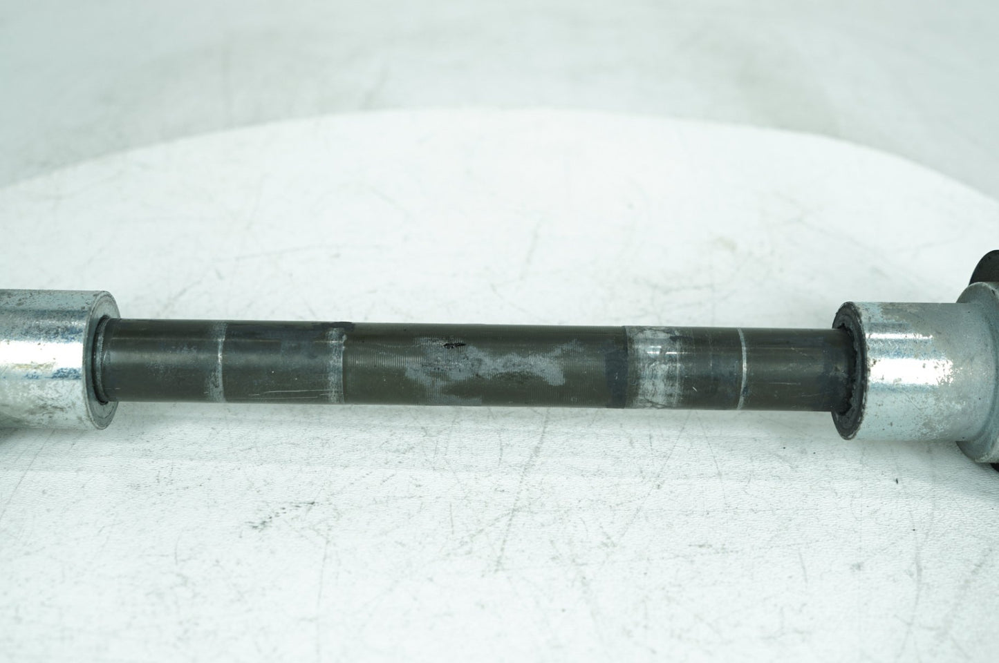 2007 - 2012 Harley-Davidson Touring Electra Glide Ultra Rear Fork Swingarm Pivot Bolt Shaft 47505-02