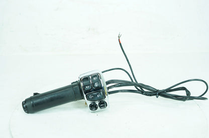2017 - 2025 Harley-Davidson Touring Electra Glide Ultra Left Turn Signal Headlight Switches Controls 71500128A