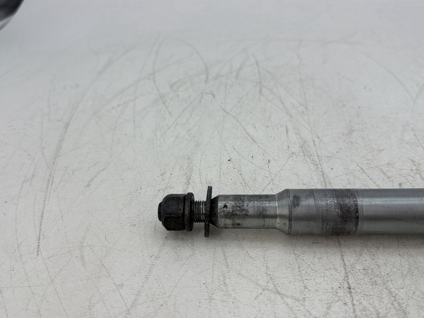 2000 Harley Touring FLHTCUI Electra Glide Ultra OEM Front Wheel Axle Bolt Shaft