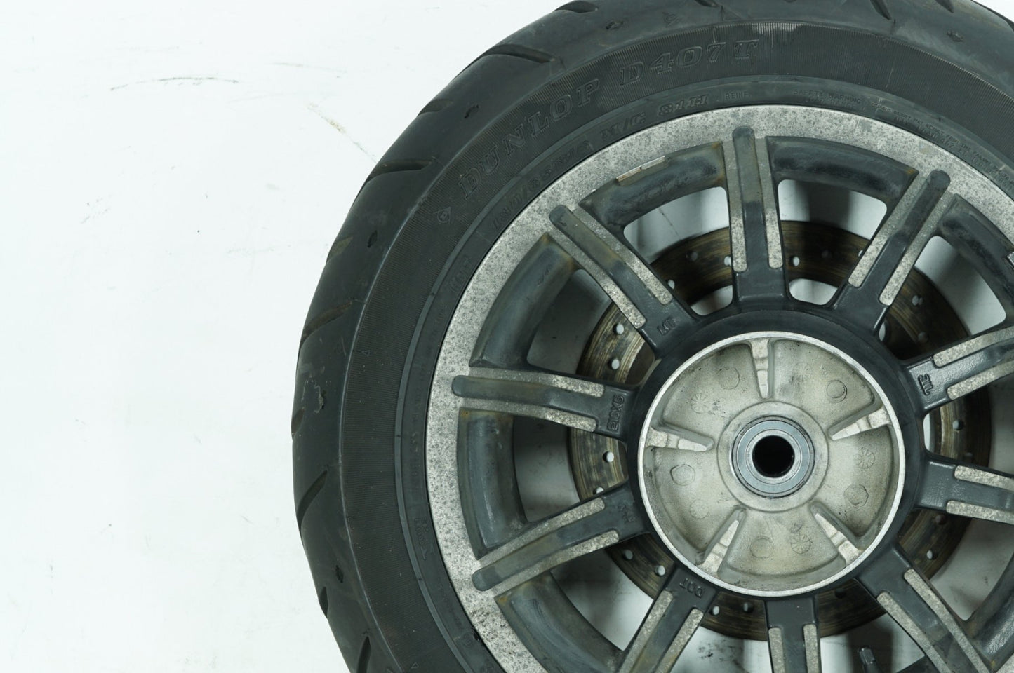 2019 - 2023 Harley-Davidson Touring Electra Glide Rear Wheel Rim Tire 40900026