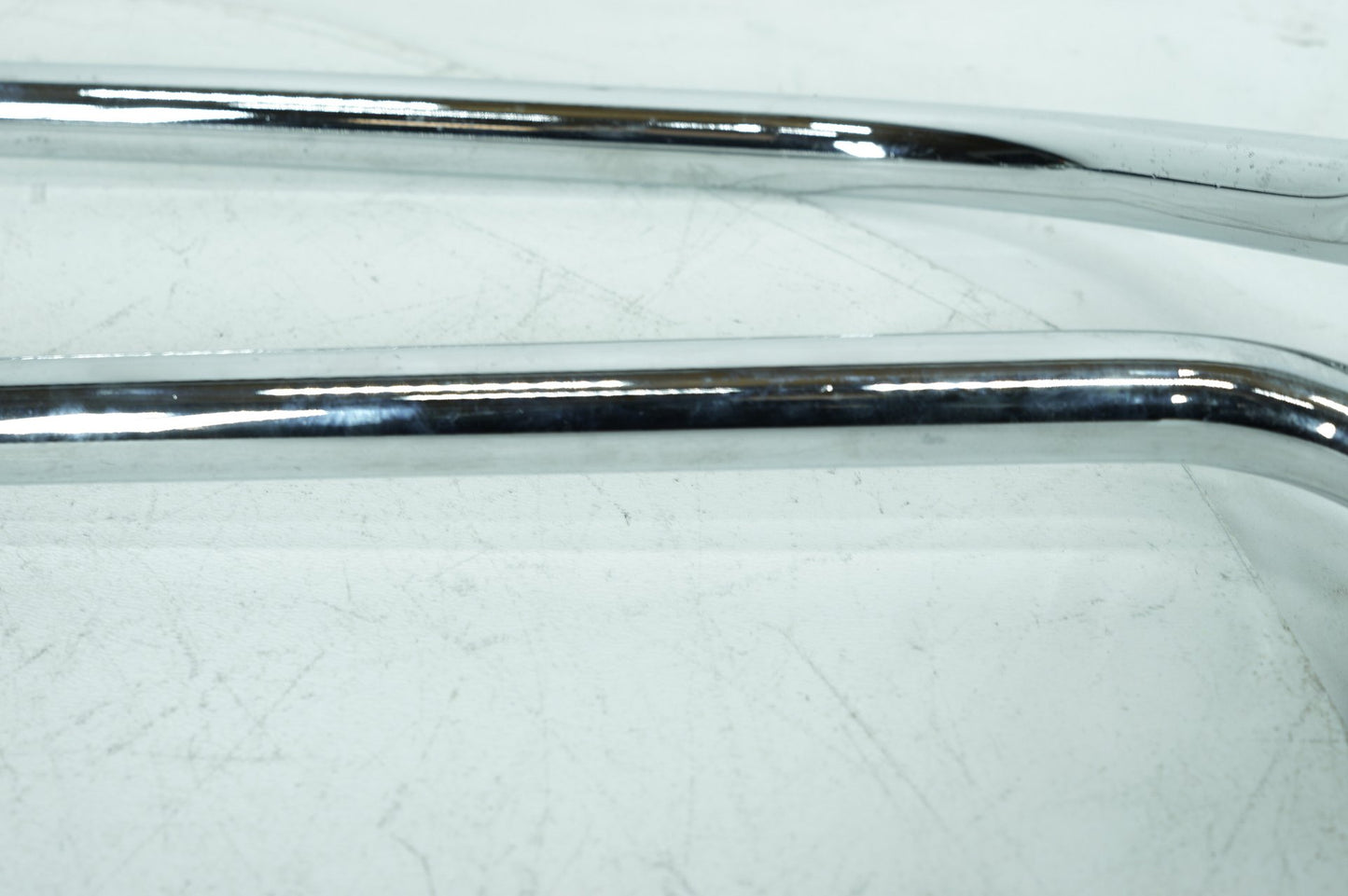 2007 - 2011 Harley-Davidson Touring Street Glide Rear Left Right Saddlebag Guard Rails Bar 49206-04