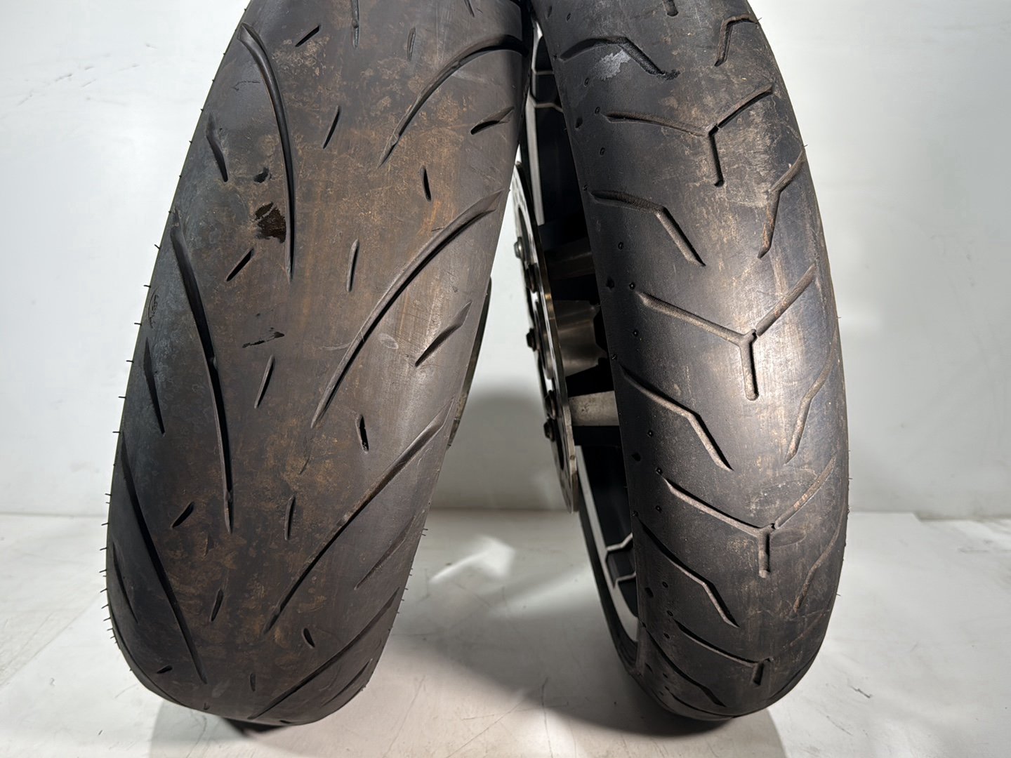 2014 Harley Street Glide Touring FLHXS OEM Front & Rear Wheel Rim Tire