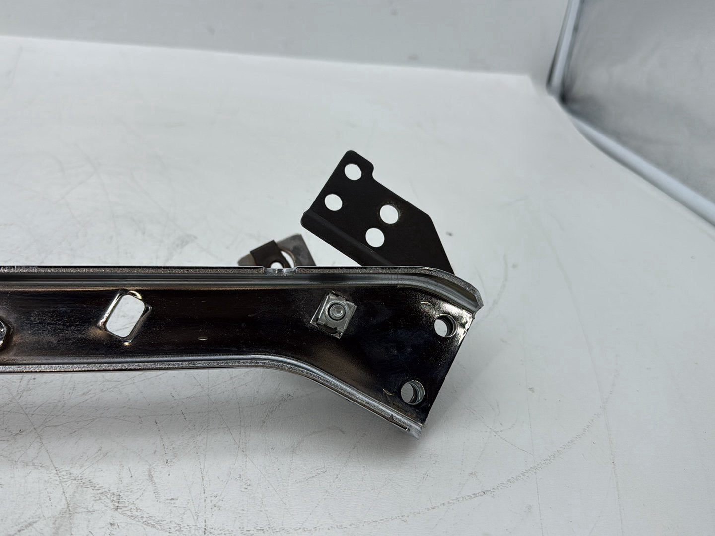 2005 Harley Touring FLHRCI Road King Classic OEM Rear Left & Right Saddlebag Fender Support