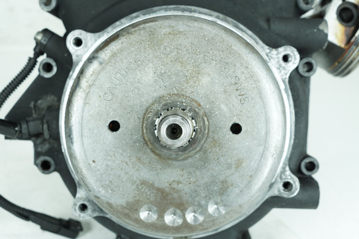 1999 - 2006 Harley-Davidson Touring Road King Crankcase Shaft Engine Motor Cover 23957-99E