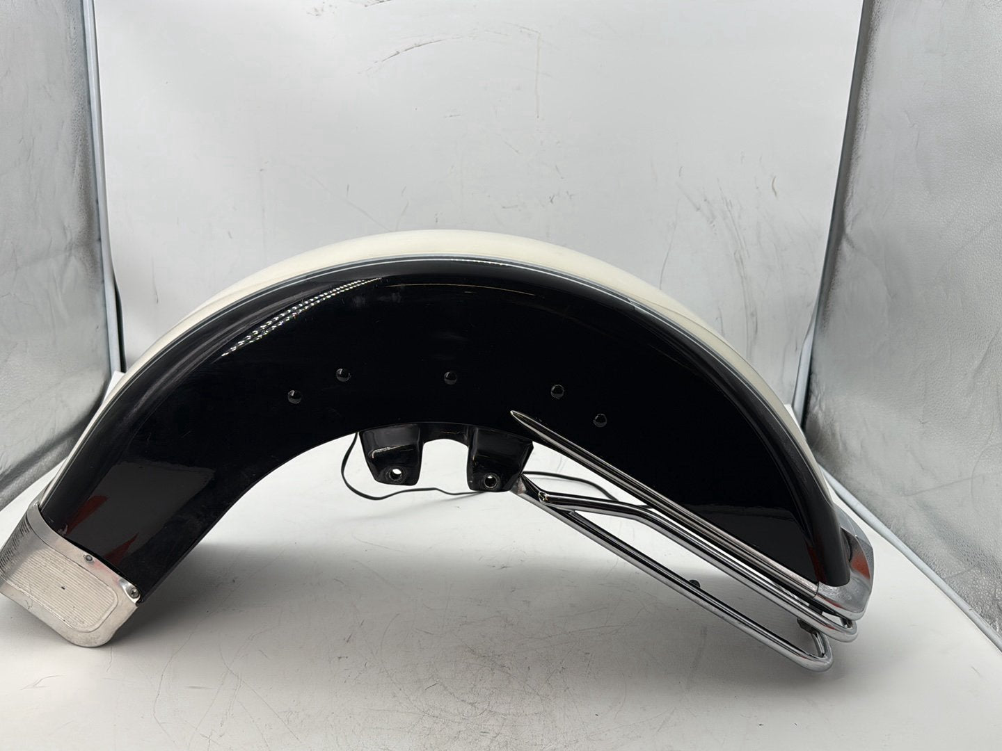 2007 Harley Touring FLHTP Electra Glide Police OEM Front Wheel Fender Shell Panel