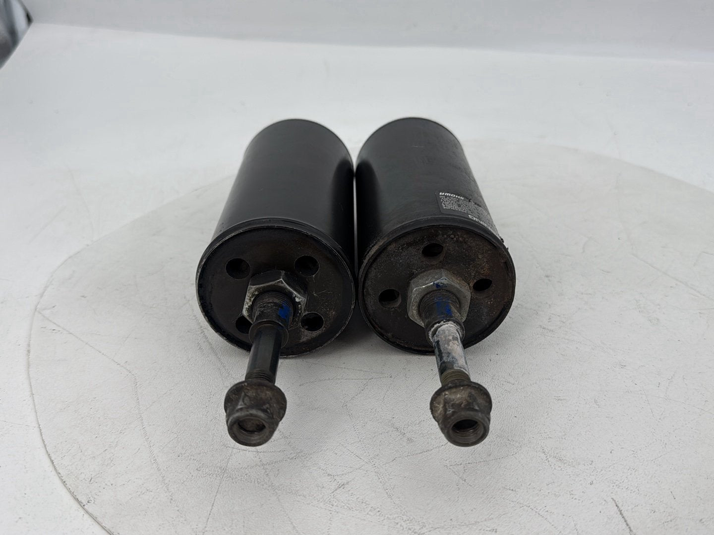 1999 - 2006 Harley-Davidson Softail Heritage Rear Left Right Shock Absorbers 54508-00B