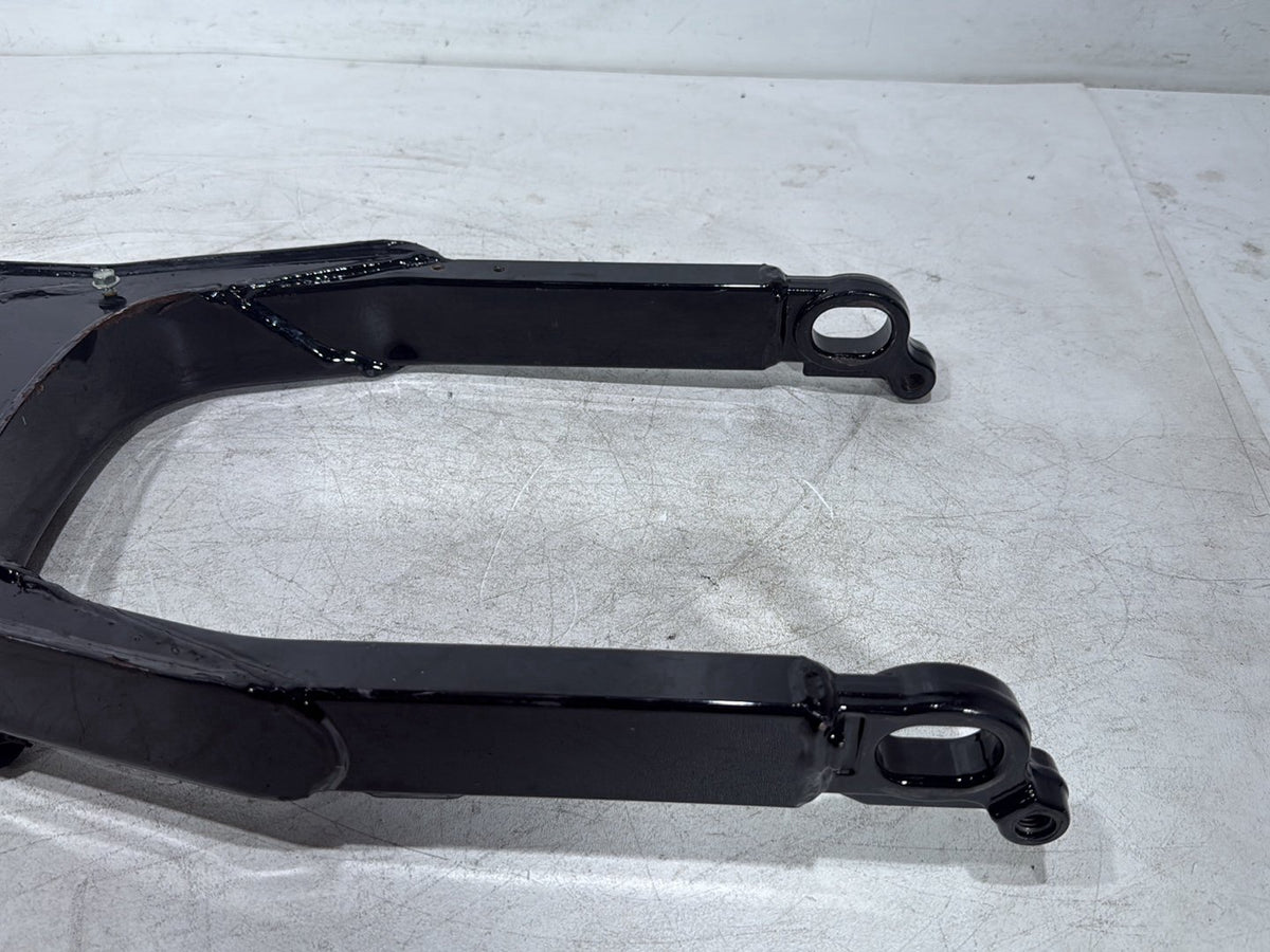 2007 Harley Street Glide Touring FLHX OEM Rear Fork Swingarm Swing Arm