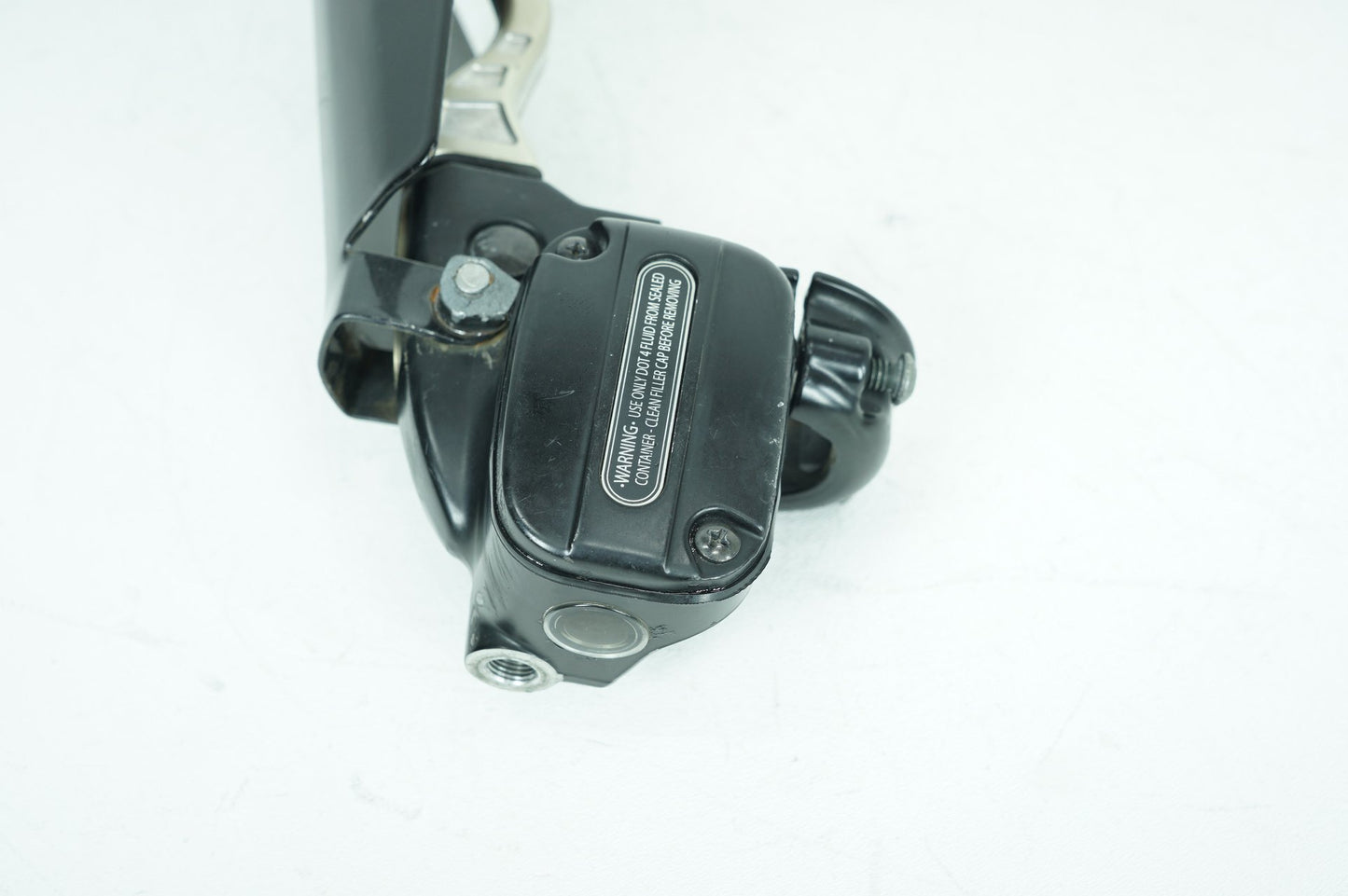 2007 - 2013 Harley-Davidson Touring Electra Glide Ultra Front Right Brake Lever Master Cylinder 44551-08B