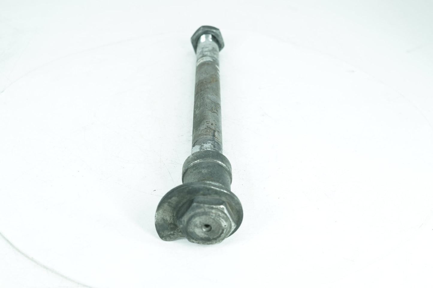 1999 - 2006 Harley-Davidson Touring Electra Glide Classic Rear Wheel Axle Bolt Shaft  	41056-02