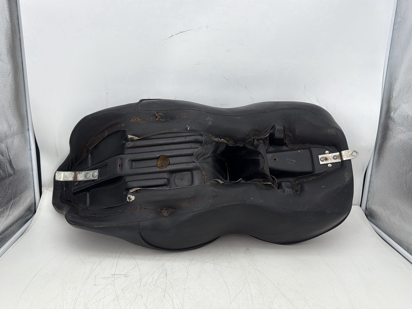 2000 Harley Touring Electra Glide Ultra OEM Passenger Rider Driver Seat Saddle