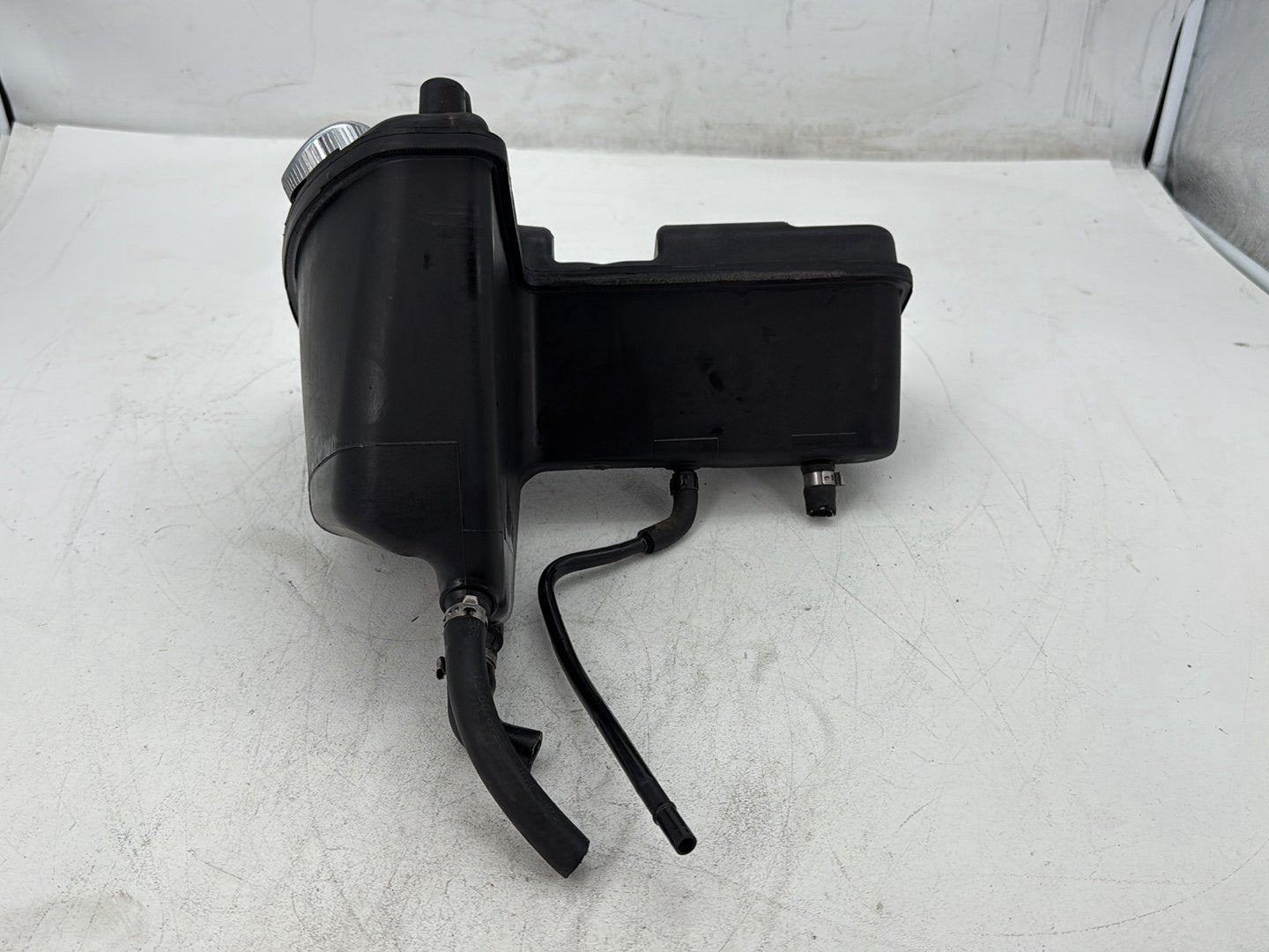 2009 Harley Sportster 883 Low XL883L OEM Oil Tank Reservoir Bottle Canister & Dipstick