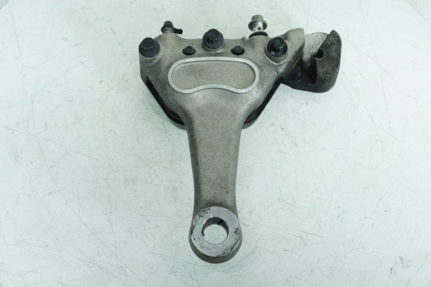 1999 Harley-Davidson Touring Road King Rear Brake Caliper Bracket 44016-00D