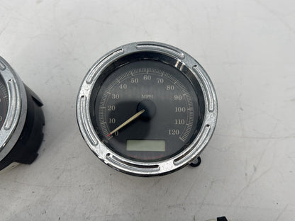2008 Harley Touring FLHT Electra Glide OEM Air Oil Volt Fuel Tacho Speedo Gauges