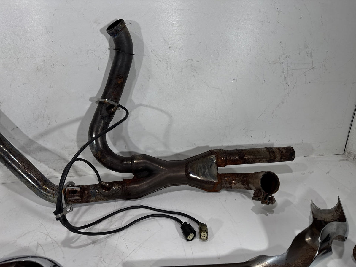 14 Harley Electra Glide Touring Ultra Exhaust Header Pipes Muffler Vance & Hines