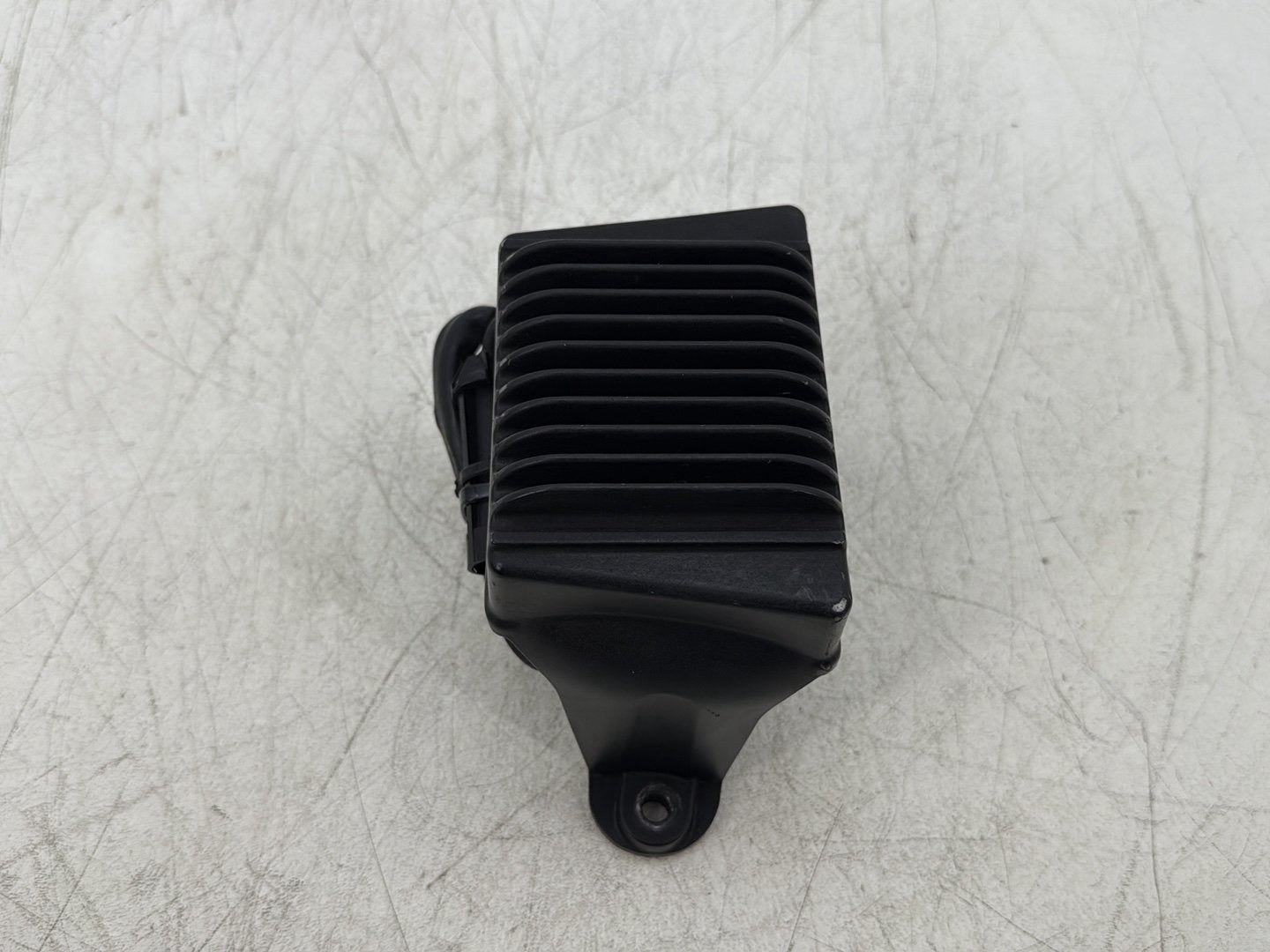 2004 Harley Road King Touring Custom FLHRSI OEM Voltage Regulator Rectifier